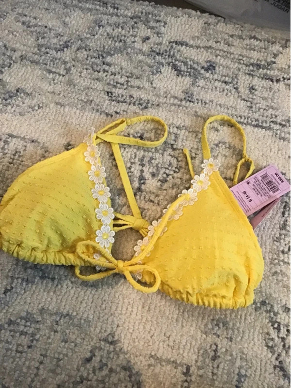 Wild fable small bikini top, new, removable pads